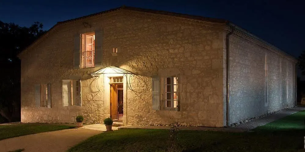 Gite Domaine De Nazere Avezan France
